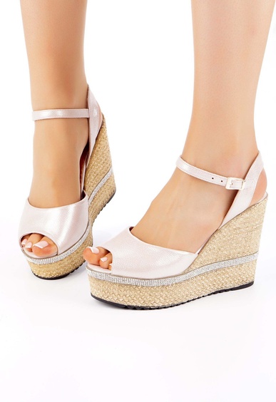 Босоножки на танкетке Mario Berluchi Босоножки на танкетке Mario Berluchi