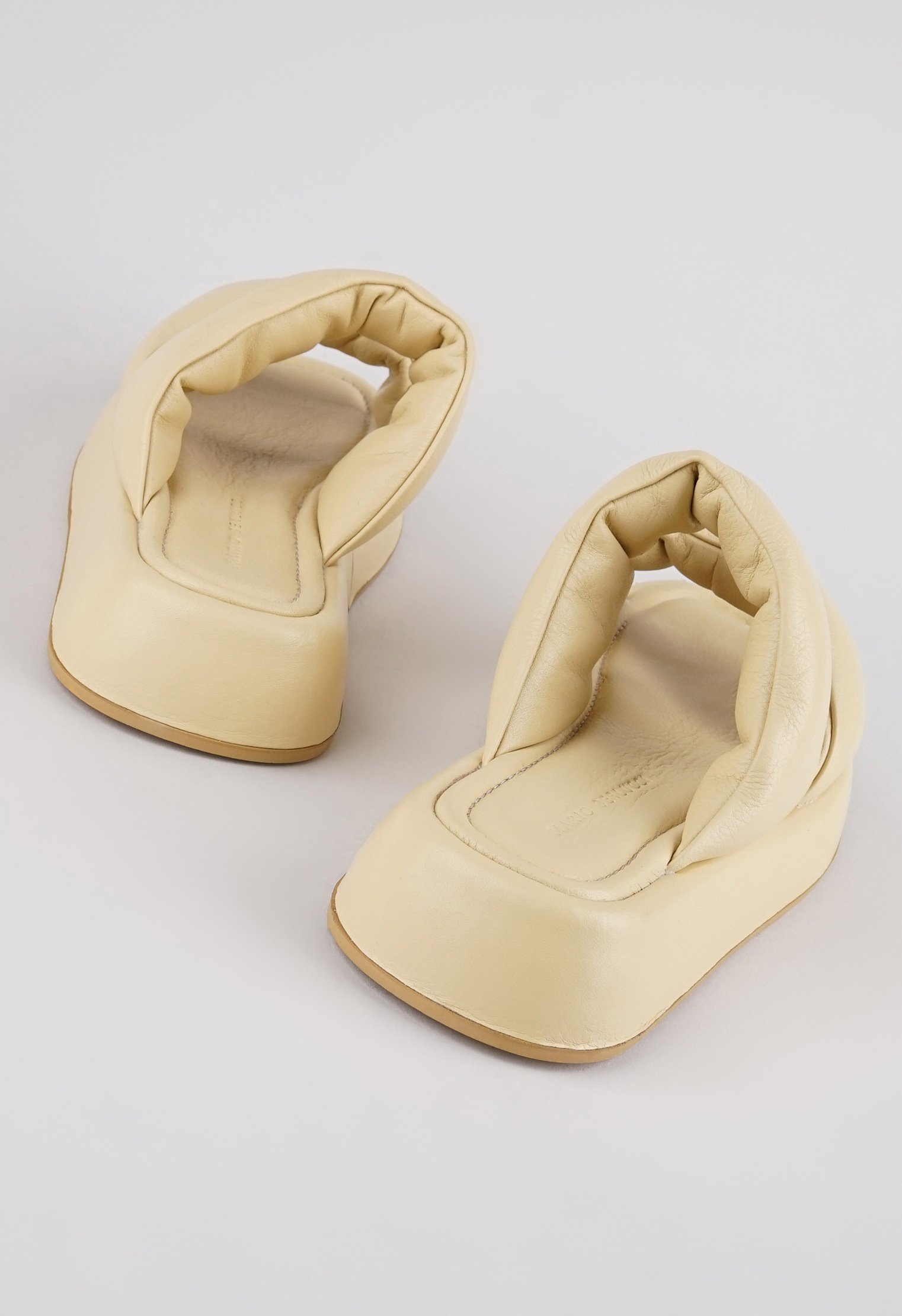 Пантолеты Mario Berlucci Пантолеты Mario Berlucci