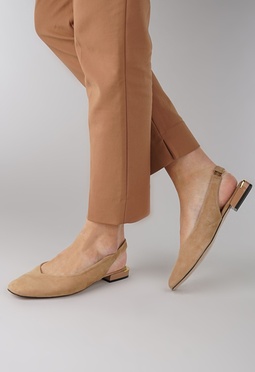 Туфли на низком каблуке Mario Berluchi Туфли на низком каблуке Mario Berluchi