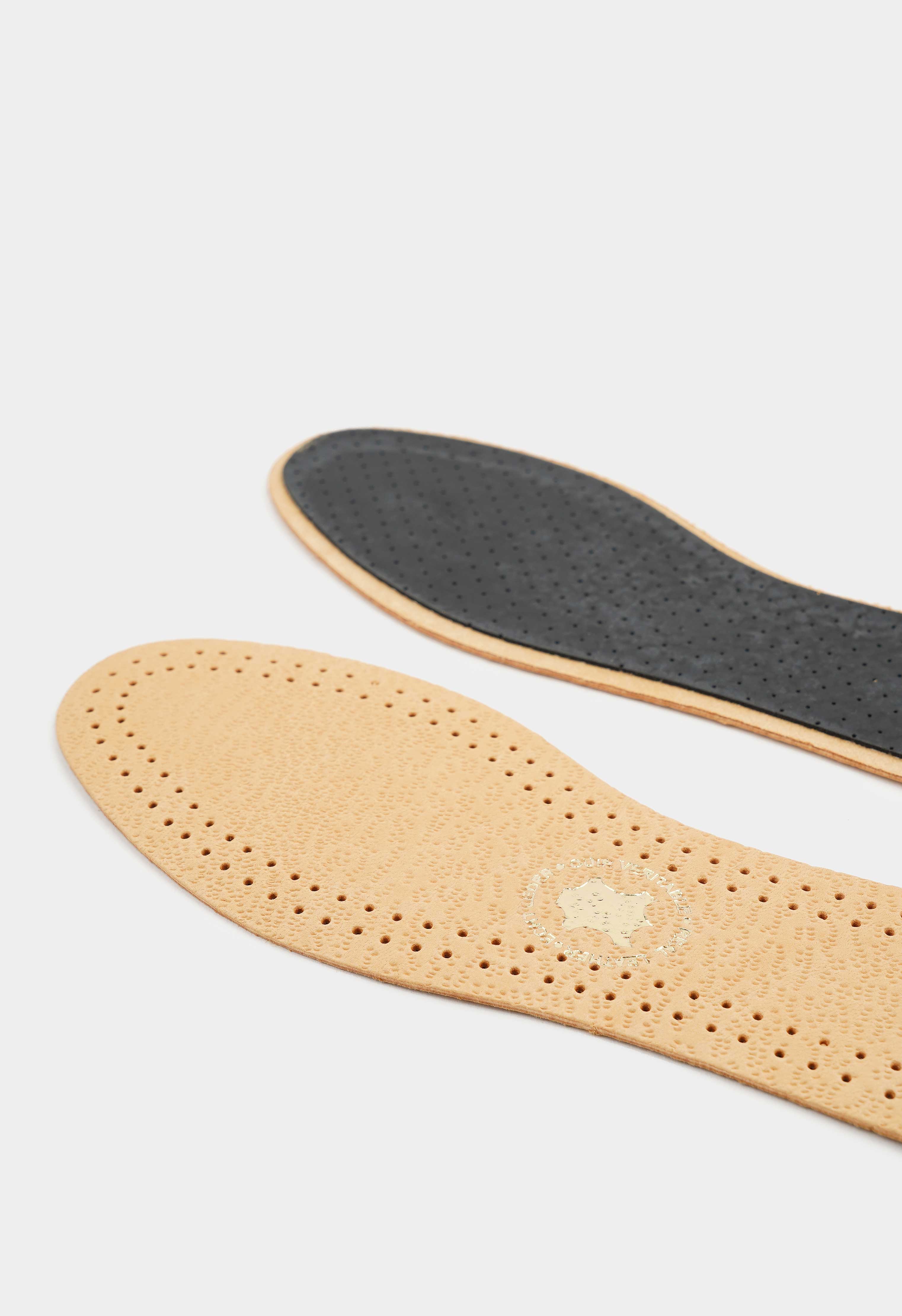 Стельки и вкладыши Collonil Стельки и вкладыши Collonil