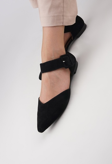 Туфли на низком каблуке Mario Berlucci Туфли на низком каблуке Mario Berlucci