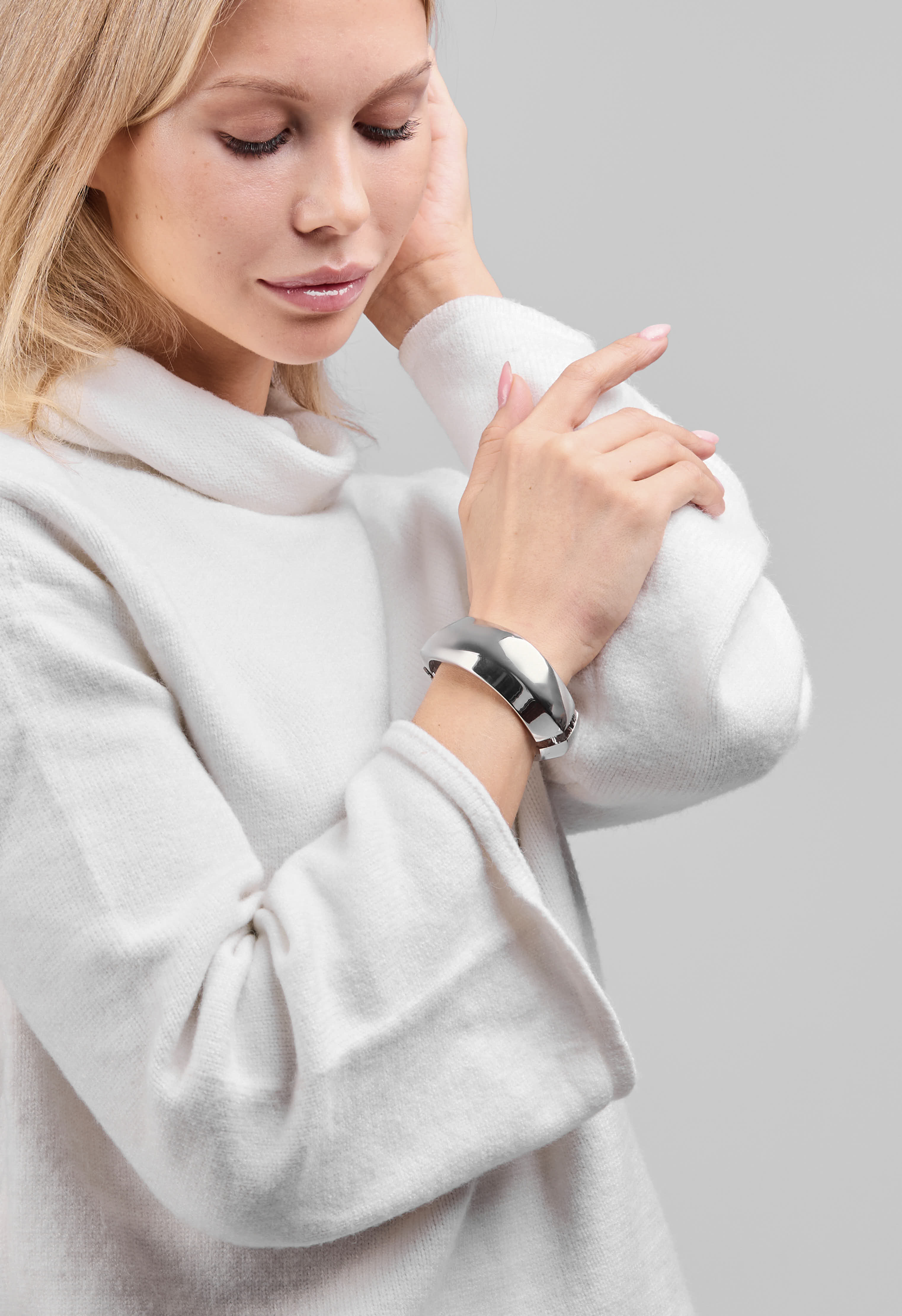 Браслеты Браслеты