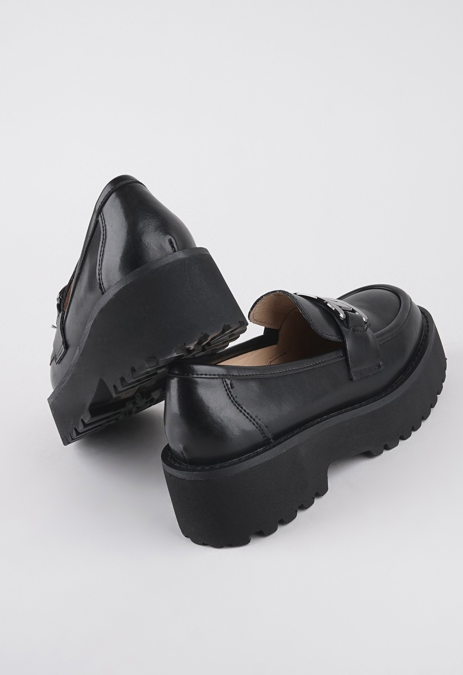 Туфли на низком каблуке Mario Berlucci Туфли на низком каблуке Mario Berlucci