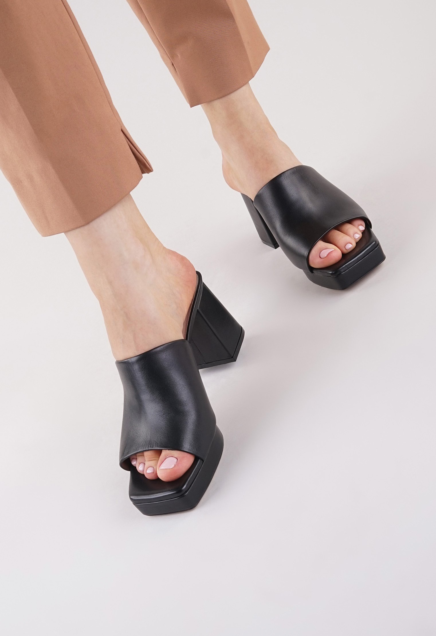 Сабо Mario Berlucci Сабо Mario Berlucci