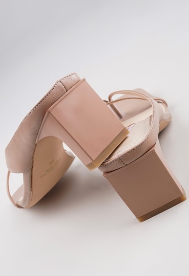 Босоножки на каблуке Mario Berlucci Босоножки на каблуке Mario Berlucci