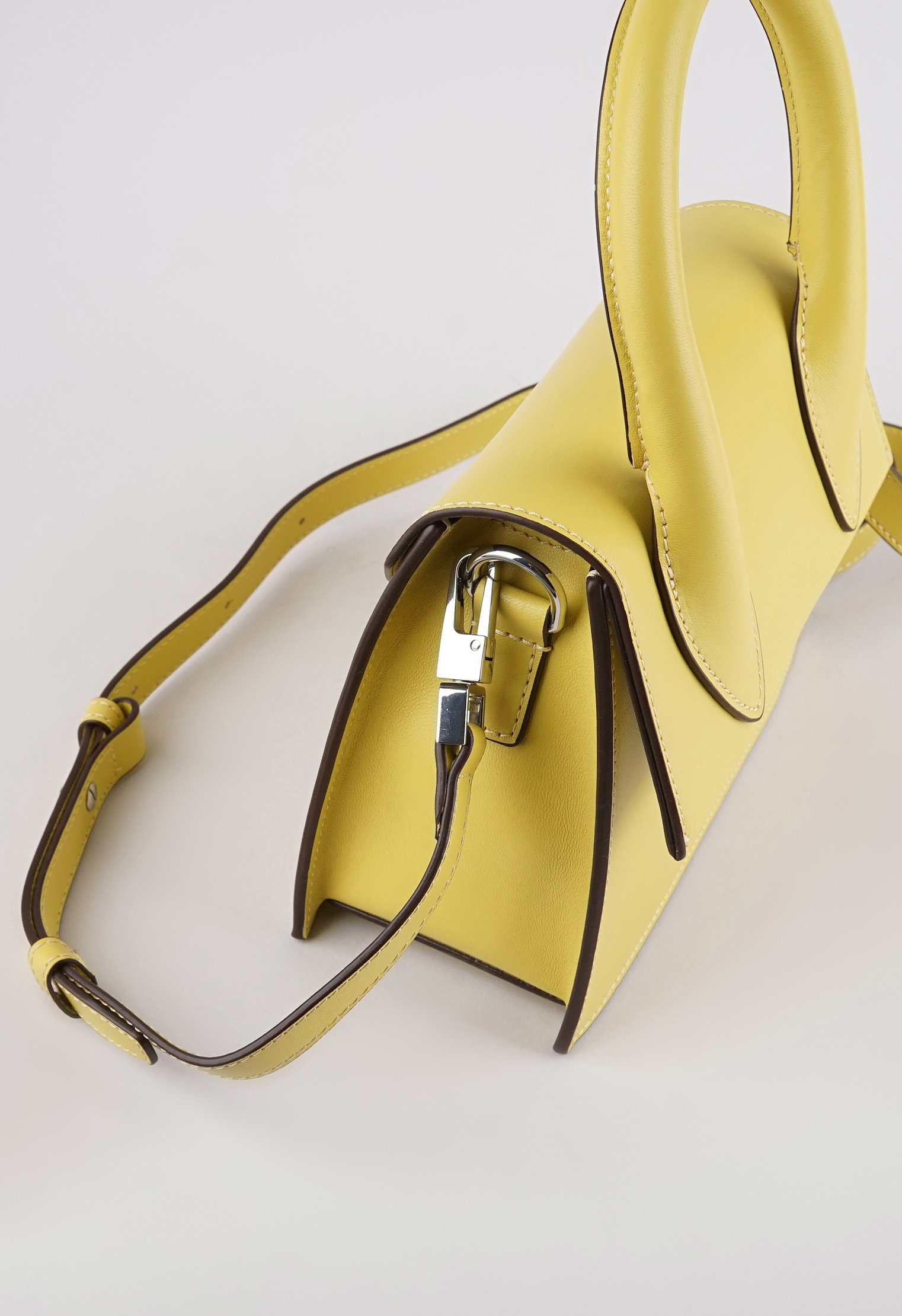 Сумки с ручками Mario Berlucci Сумки с ручками Mario Berlucci