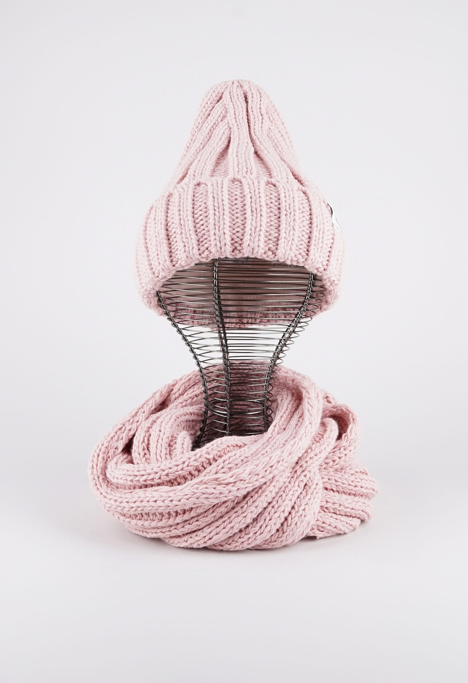 Головные уборы YSG Головные уборы YSG