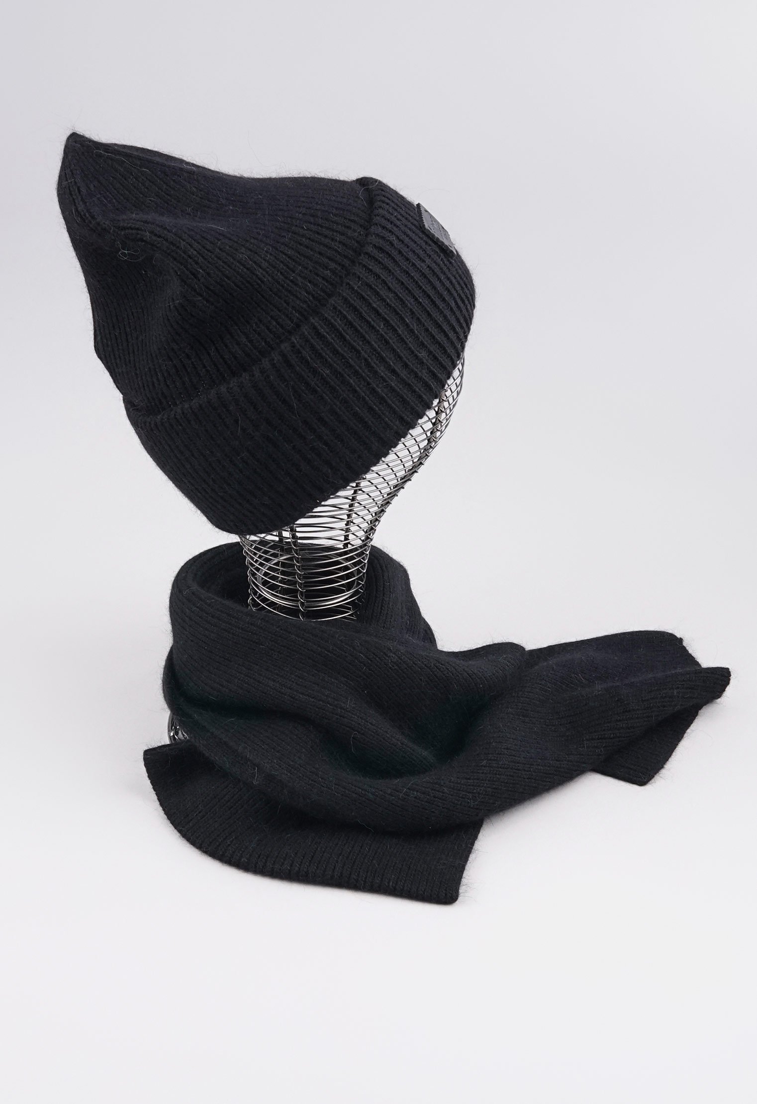 Головные уборы Головные уборы