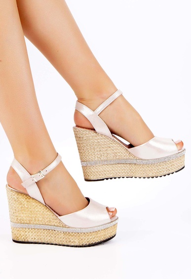 Босоножки на танкетке Mario Berluchi Босоножки на танкетке Mario Berluchi