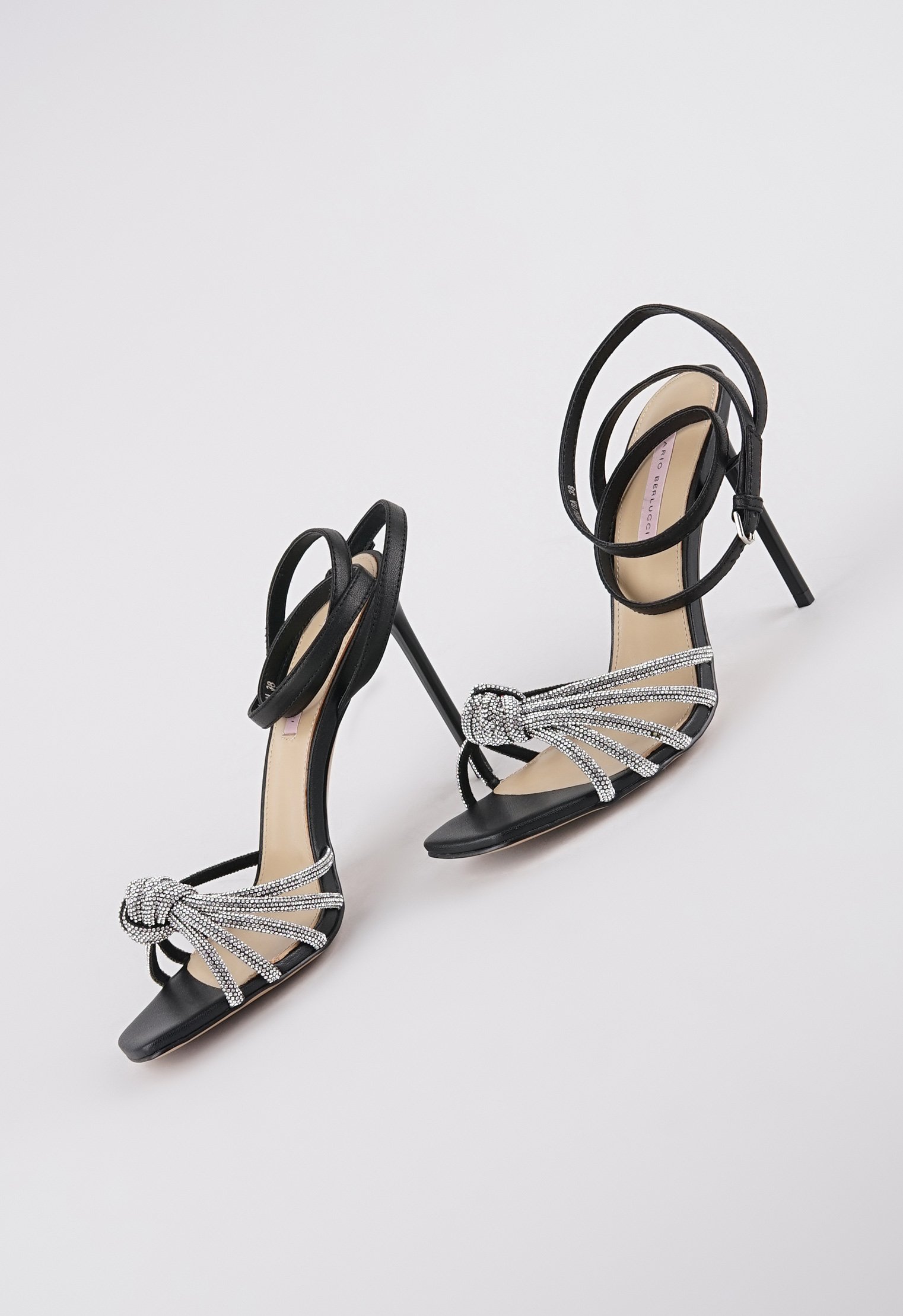 Босоножки на шпильке Mario Berlucci Босоножки на шпильке Mario Berlucci