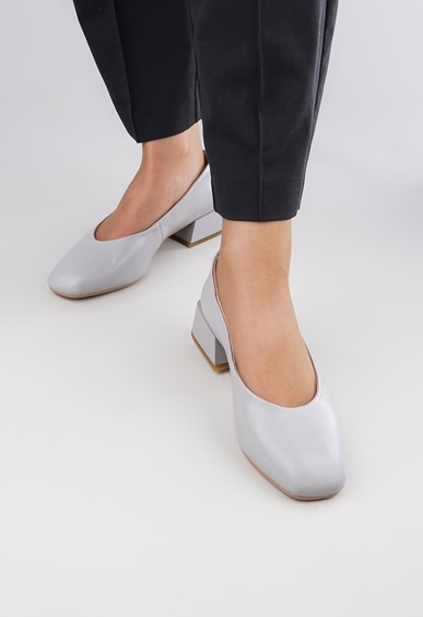 Туфли на низком каблуке Mario Berlucci Туфли на низком каблуке Mario Berlucci