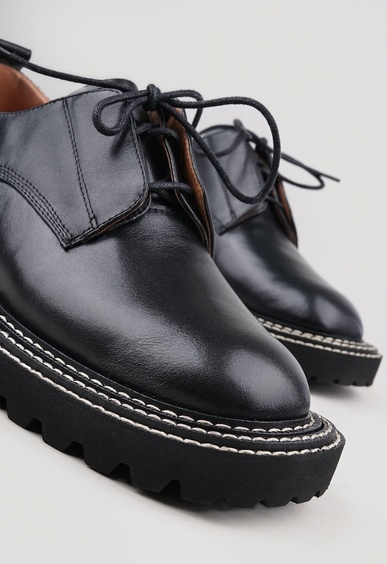 Туфли на низком каблуке Mario Berlucci Туфли на низком каблуке Mario Berlucci