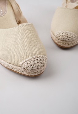 Босоножки на танкетке Mario Berlucci Босоножки на танкетке Mario Berlucci