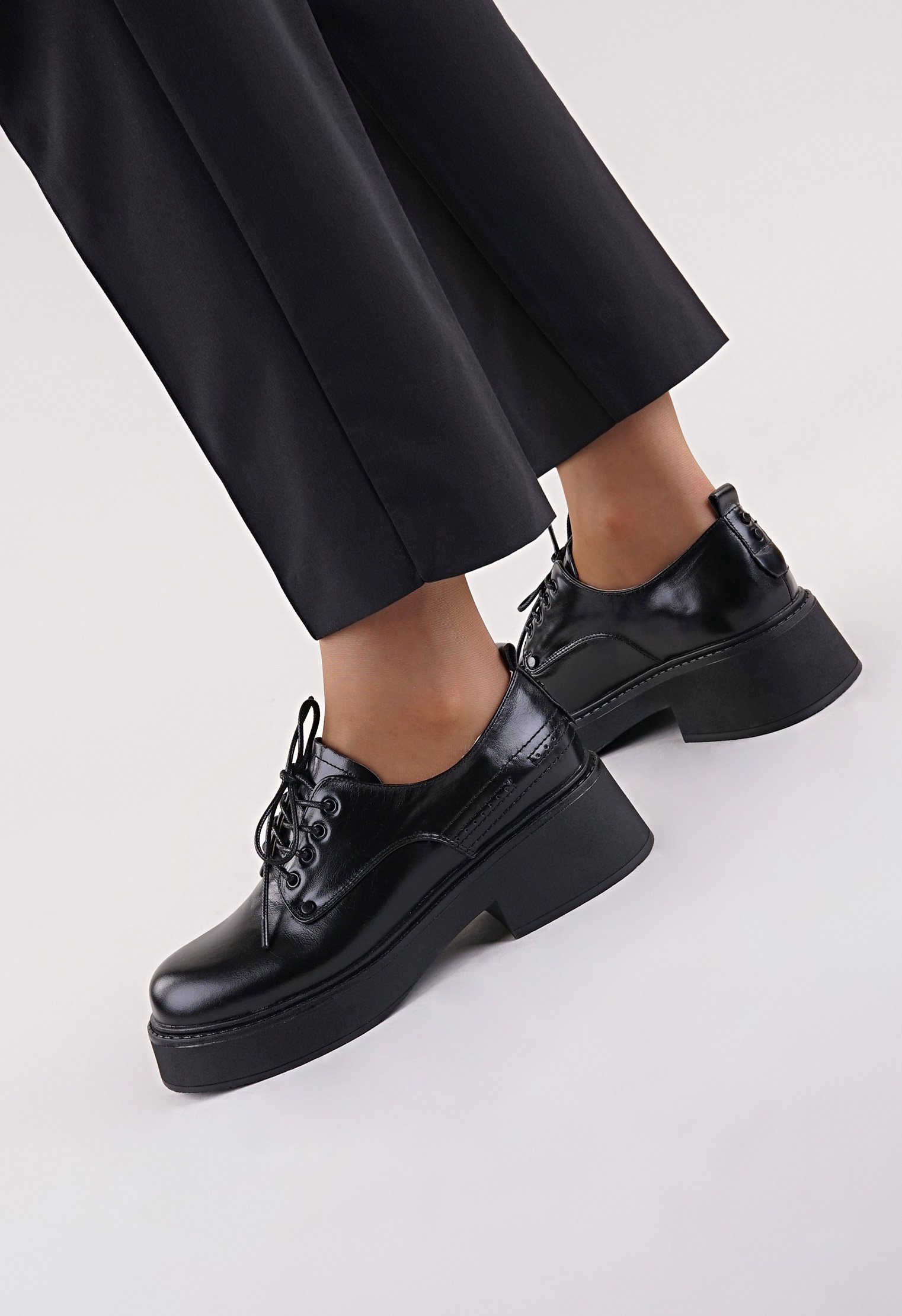 Туфли на низком каблуке Mario Berlucci Туфли на низком каблуке Mario Berlucci