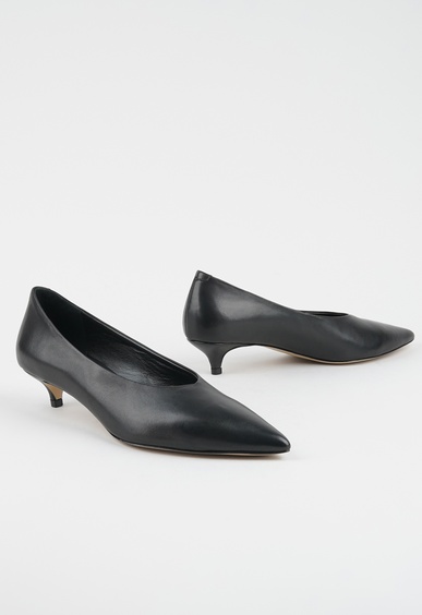 Туфли на низком каблуке Mario Berluchi Туфли на низком каблуке Mario Berluchi