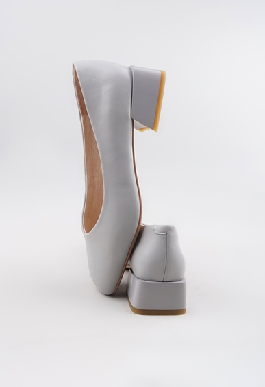 Туфли на низком каблуке Mario Berlucci Туфли на низком каблуке Mario Berlucci