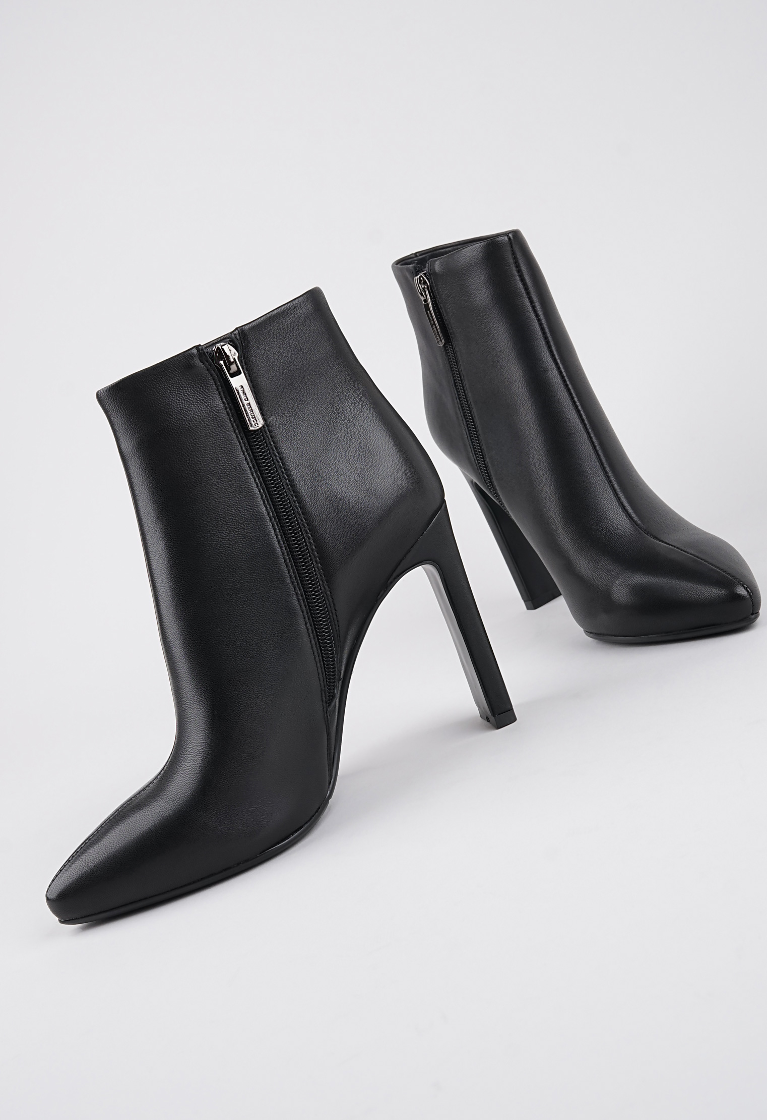 Ботильоны Mario Berlucci Ботильоны Mario Berlucci