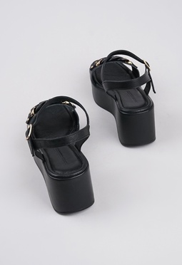 Босоножки Mario Berlucci Босоножки Mario Berlucci