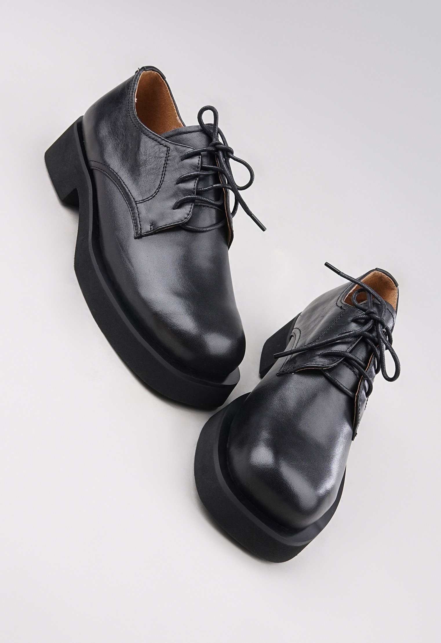 Туфли на низком каблуке Mario Berlucci Туфли на низком каблуке Mario Berlucci