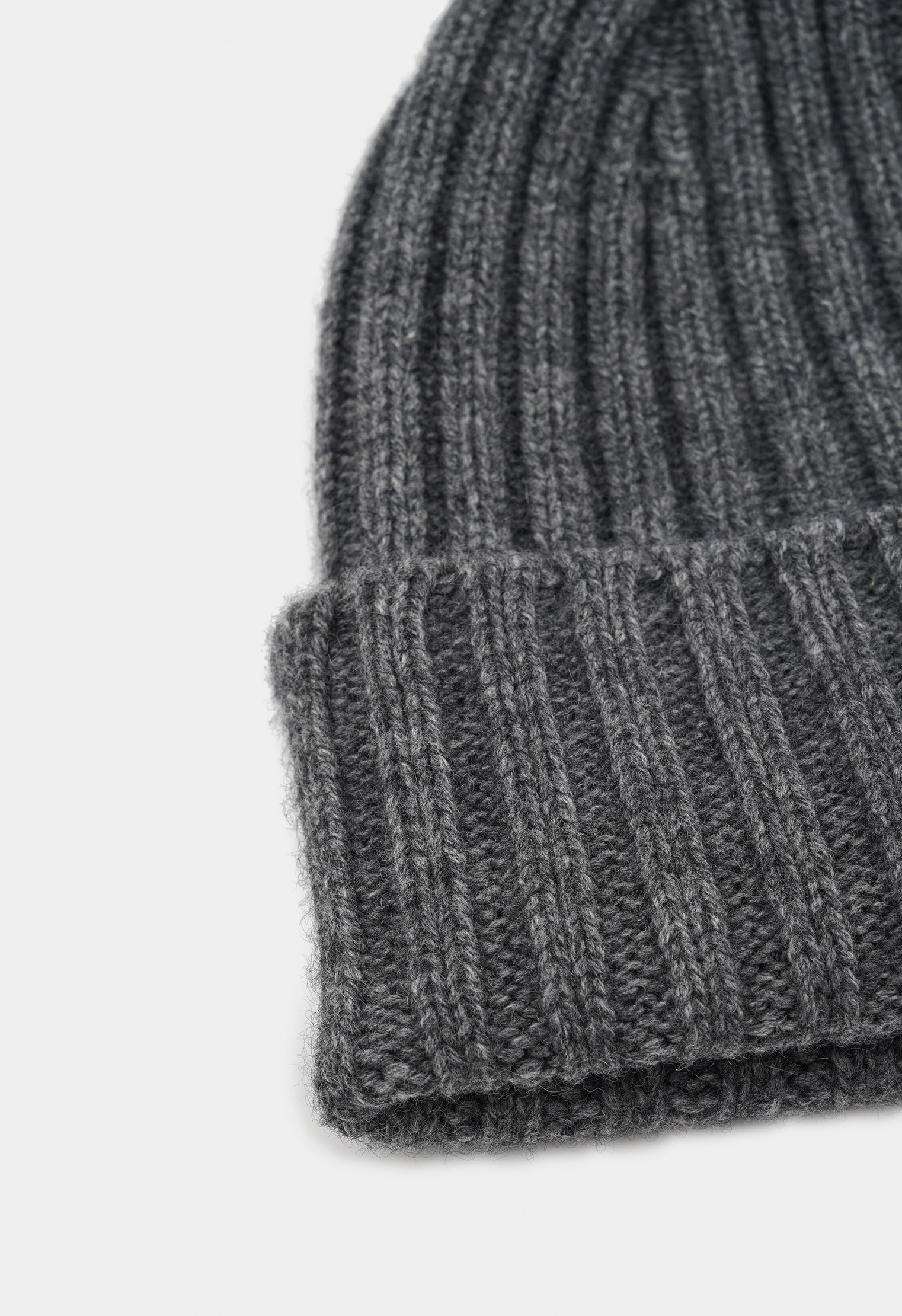 Шапки и капоры Mario Berlucci Шапки и капоры Mario Berlucci