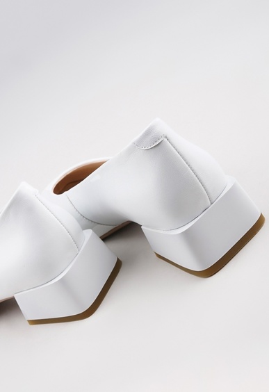 Туфли на низком каблуке Mario Berlucci Туфли на низком каблуке Mario Berlucci