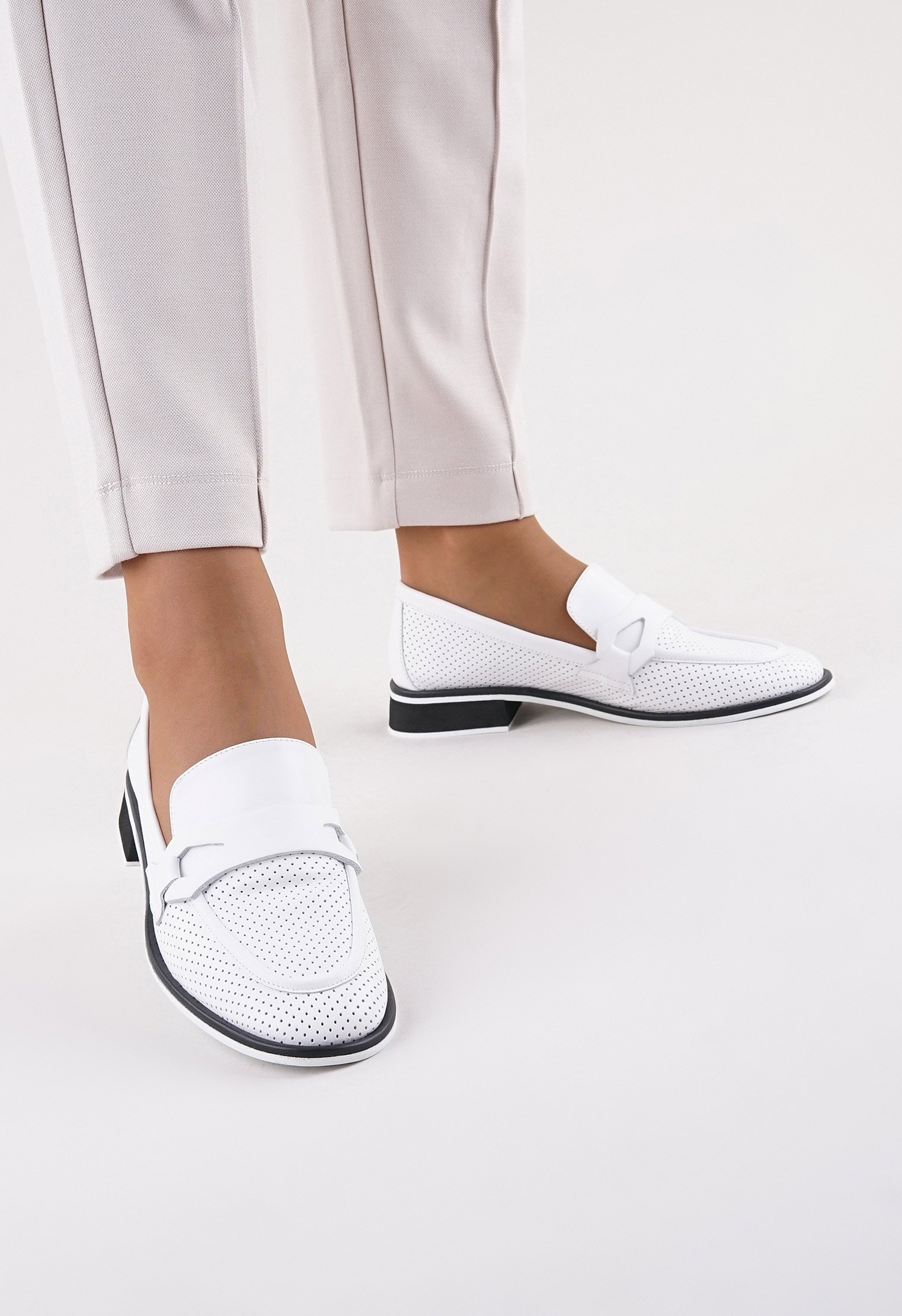 Туфли на низком каблуке Mario Berlucci Туфли на низком каблуке Mario Berlucci