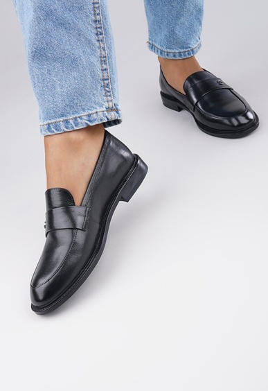 Туфли на низком каблуке Mario Berlucci Туфли на низком каблуке Mario Berlucci