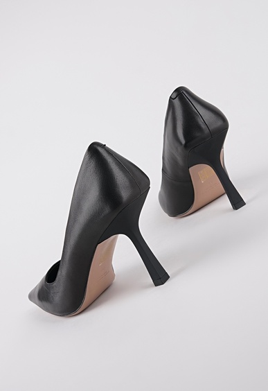 Туфли на шпильке Mario Berlucci Туфли на шпильке Mario Berlucci