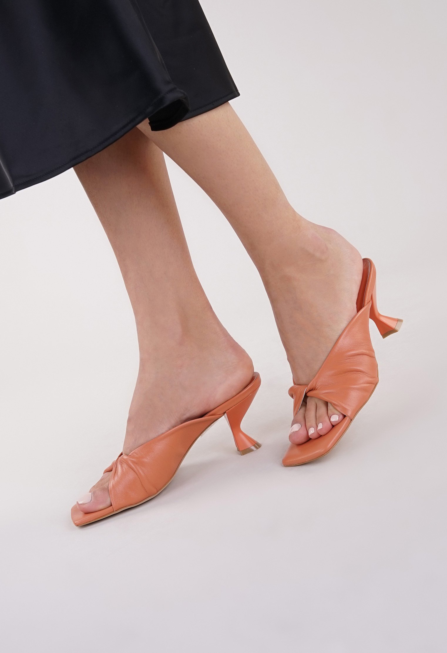 Сабо Mario Berlucci Сабо Mario Berlucci