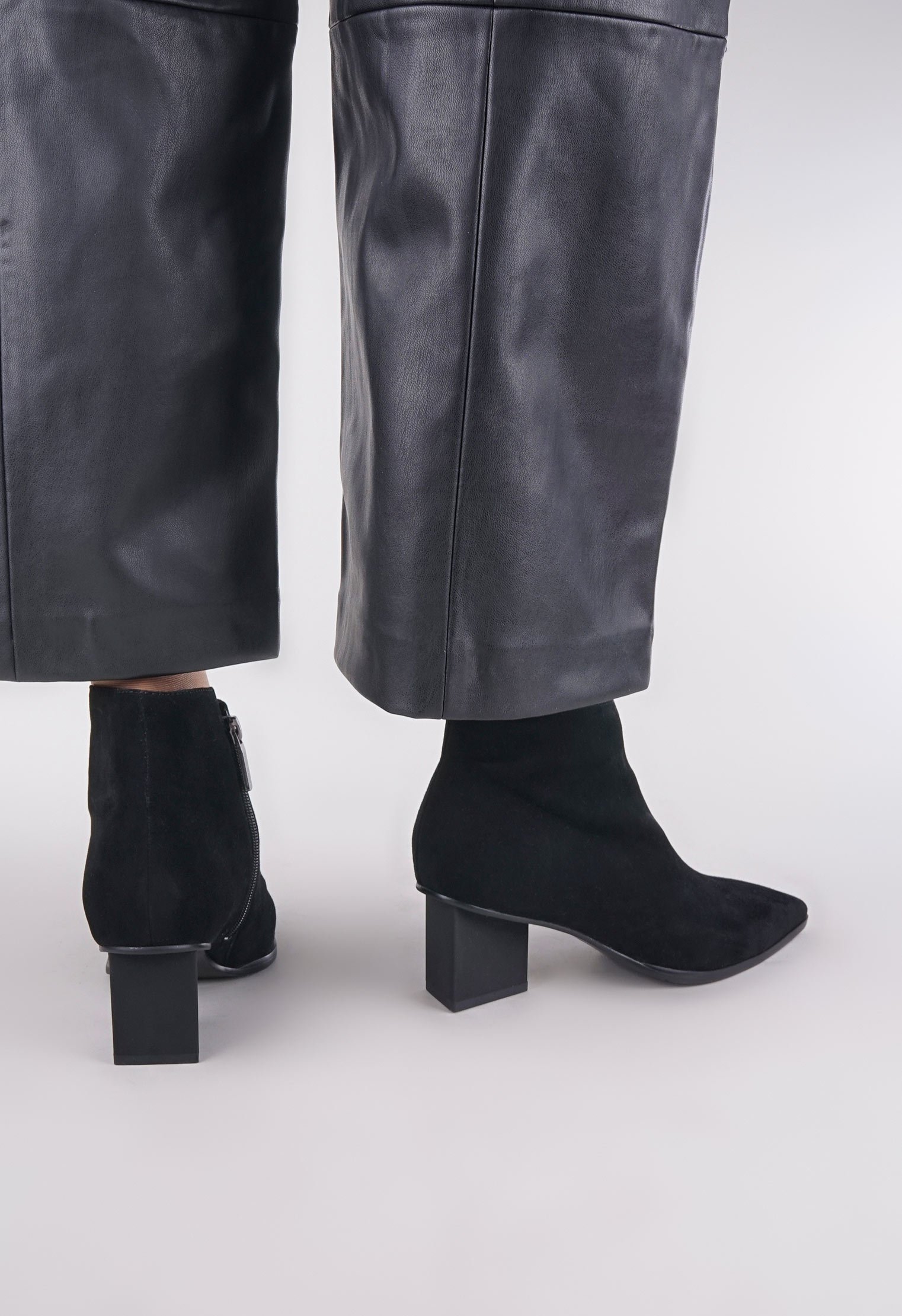 Ботильоны Mario Berlucci Ботильоны Mario Berlucci