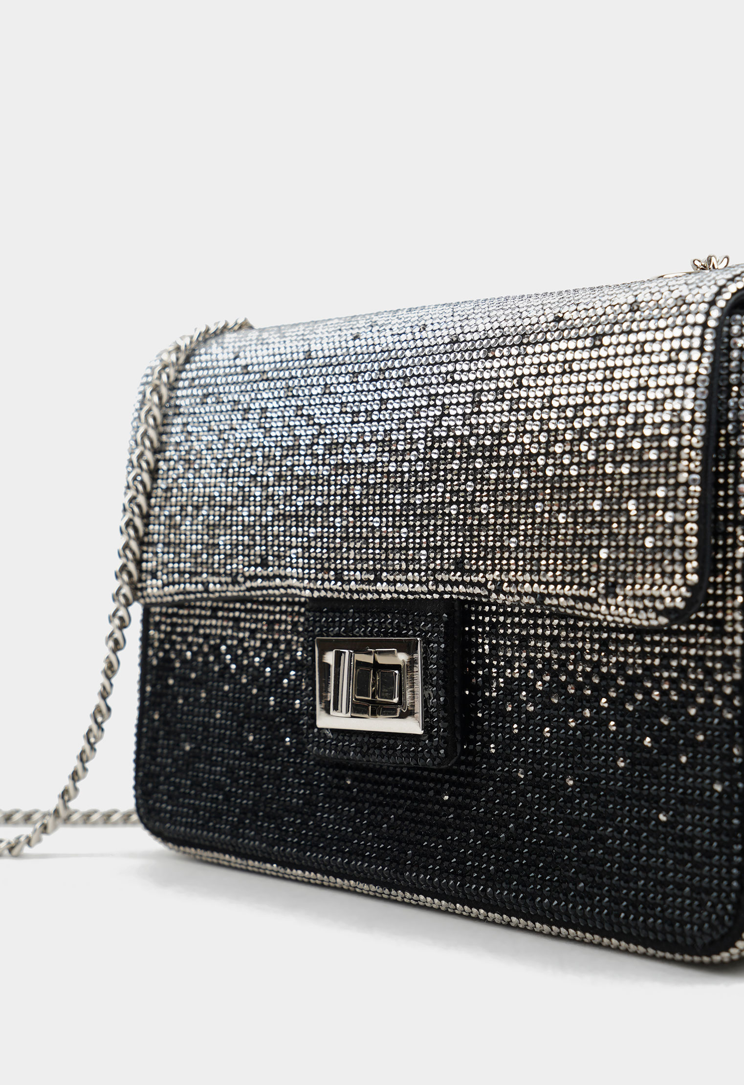 Клатчи Mario Berlucci Клатчи Mario Berlucci