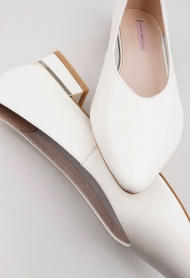 Туфли на низком каблуке Mario Berlucci Туфли на низком каблуке Mario Berlucci