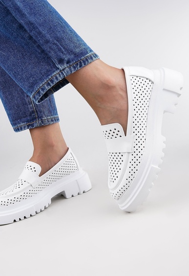 Туфли на низком каблуке Mario Berlucci Туфли на низком каблуке Mario Berlucci