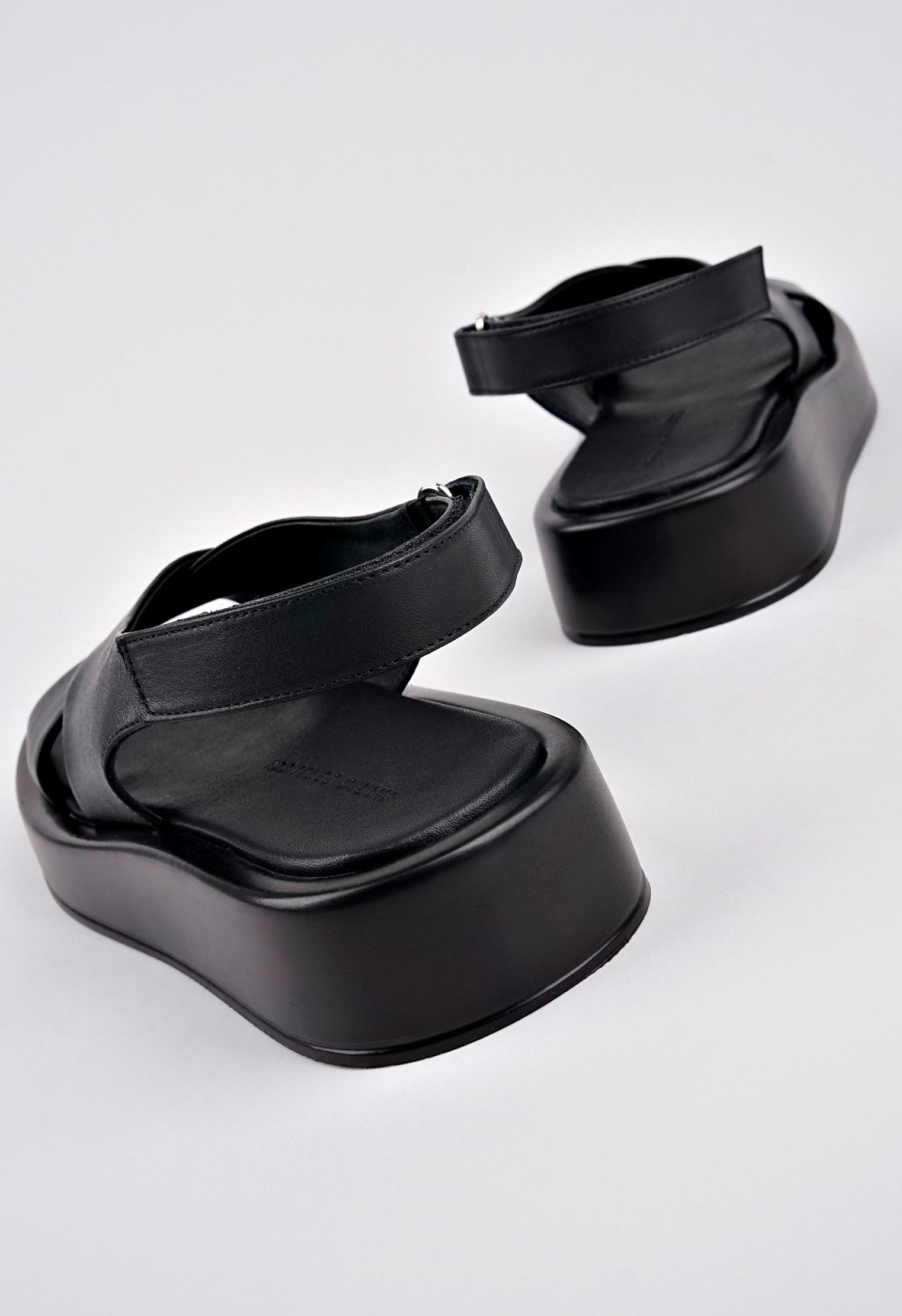 Сандалии Mario Berlucci Сандалии Mario Berlucci