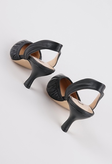 Туфли на шпильке Mario Berlucci Туфли на шпильке Mario Berlucci