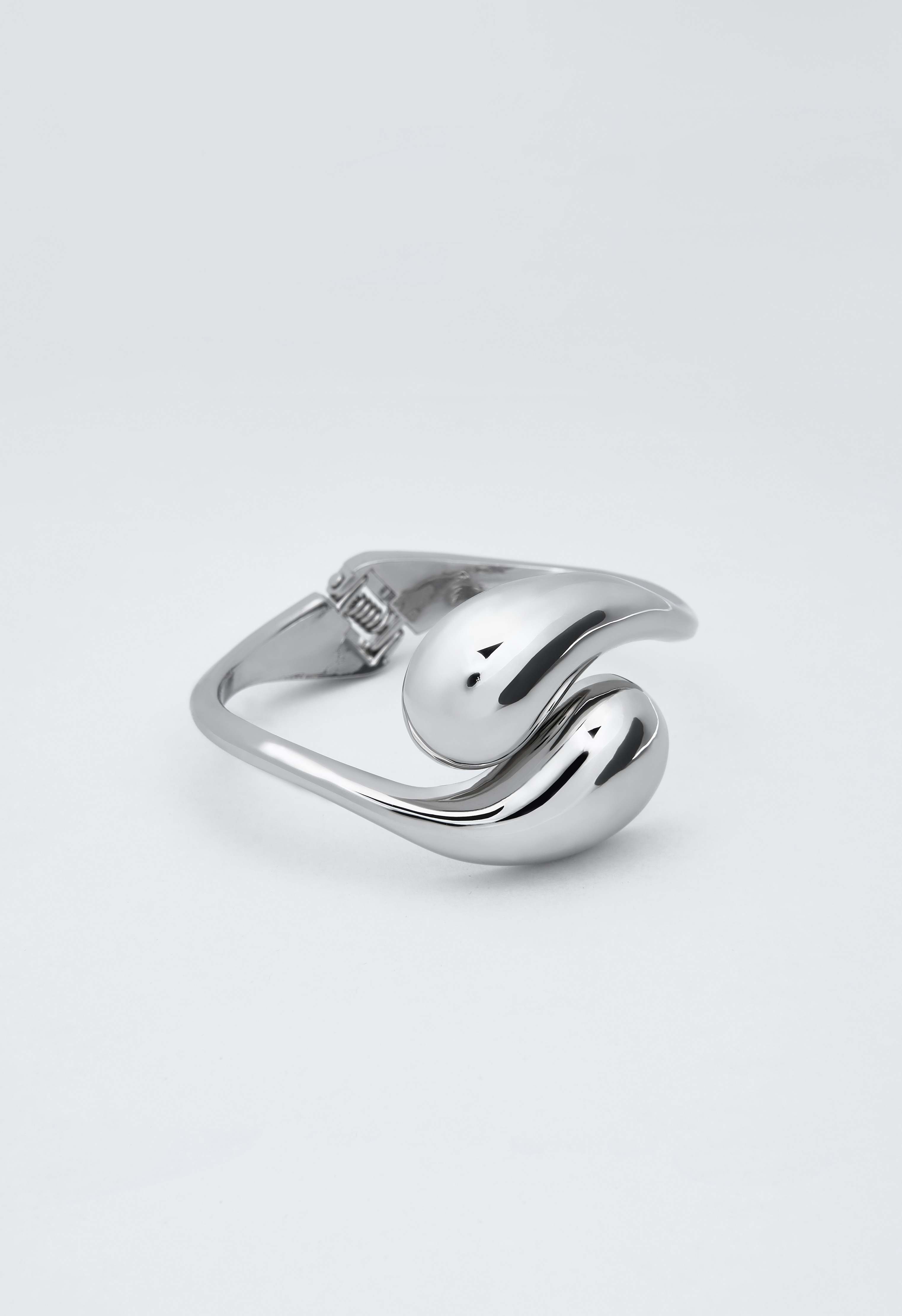 Браслеты Браслеты