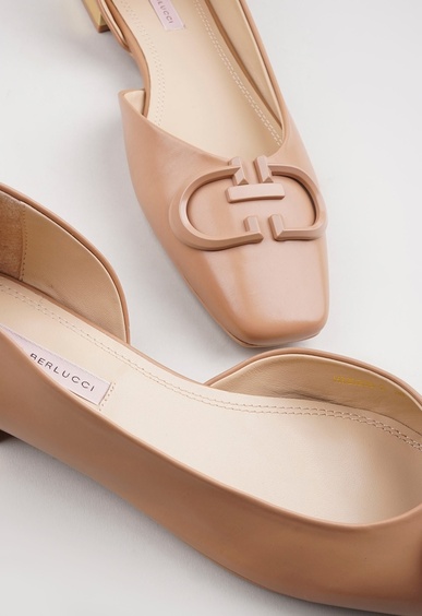 Туфли на низком каблуке Mario Berlucci Туфли на низком каблуке Mario Berlucci