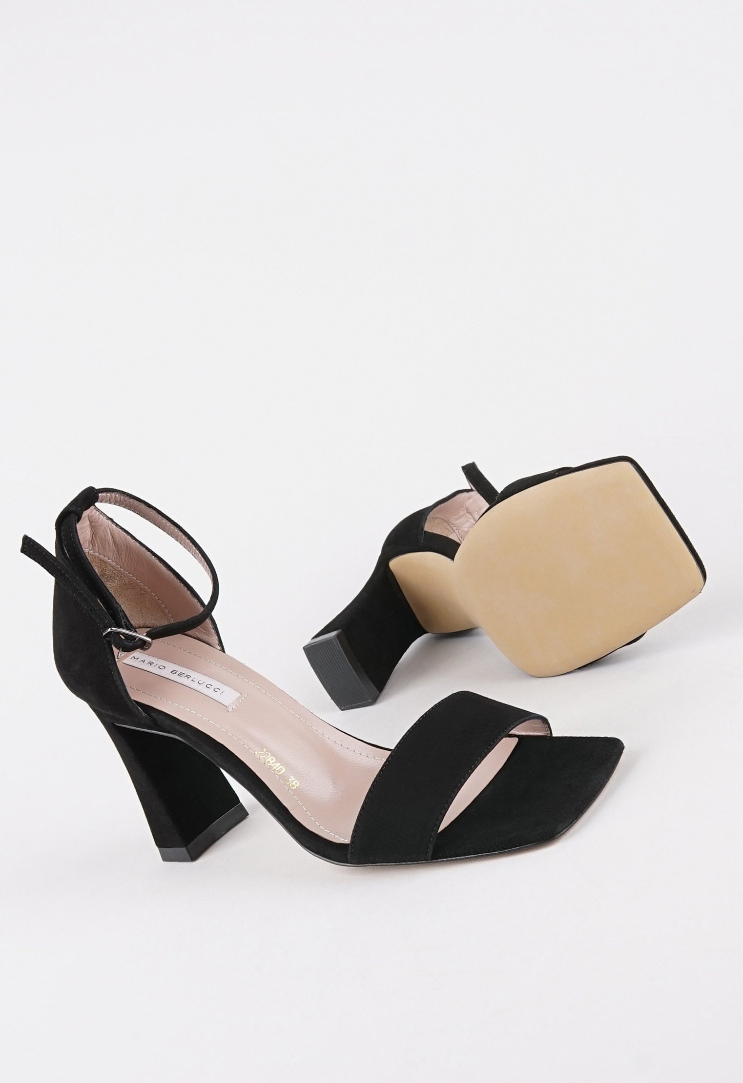 Босоножки на каблуке Mario Berlucci Босоножки на каблуке Mario Berlucci