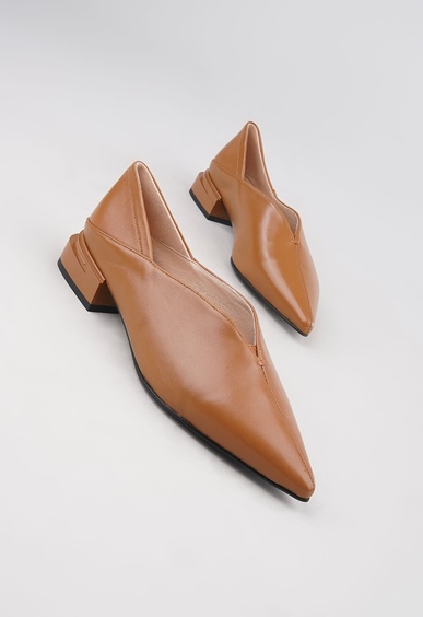 Туфли на низком каблуке Mario Berlucci Туфли на низком каблуке Mario Berlucci