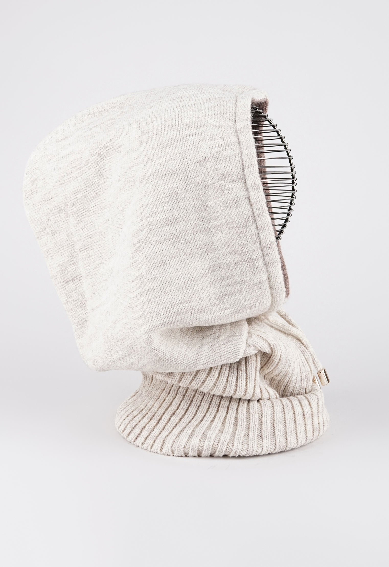 Головные уборы OZTA Головные уборы OZTA