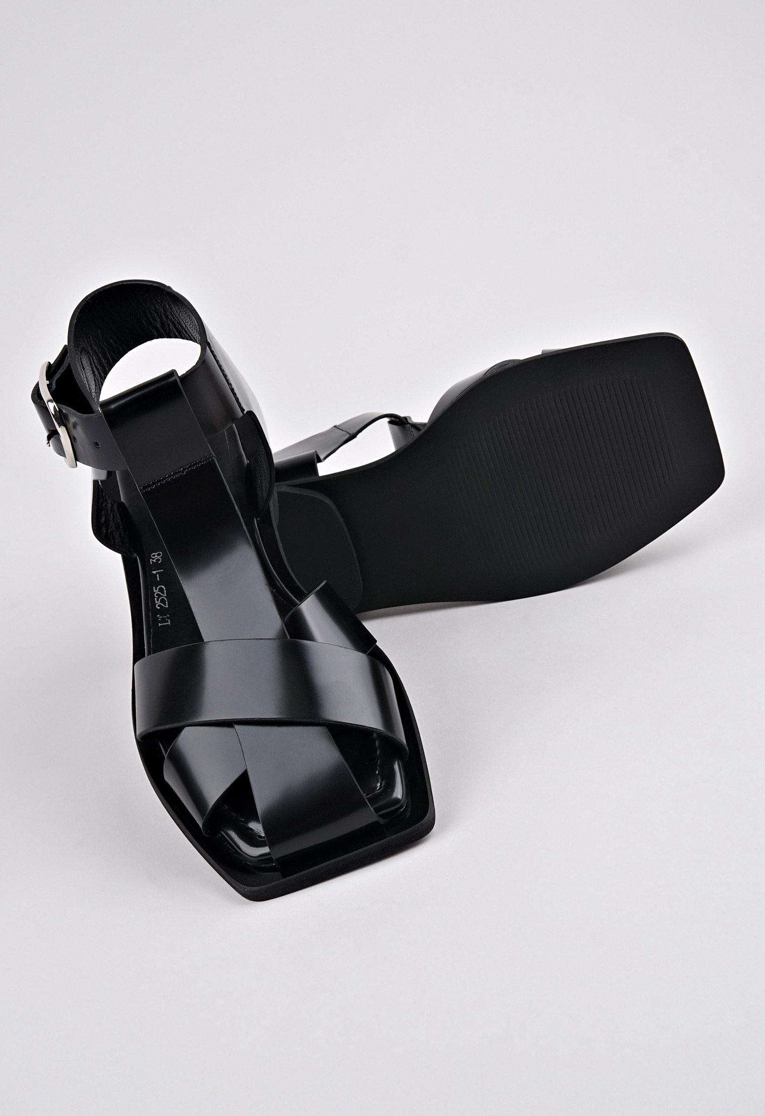 Сандалии Mario Berlucci Сандалии Mario Berlucci