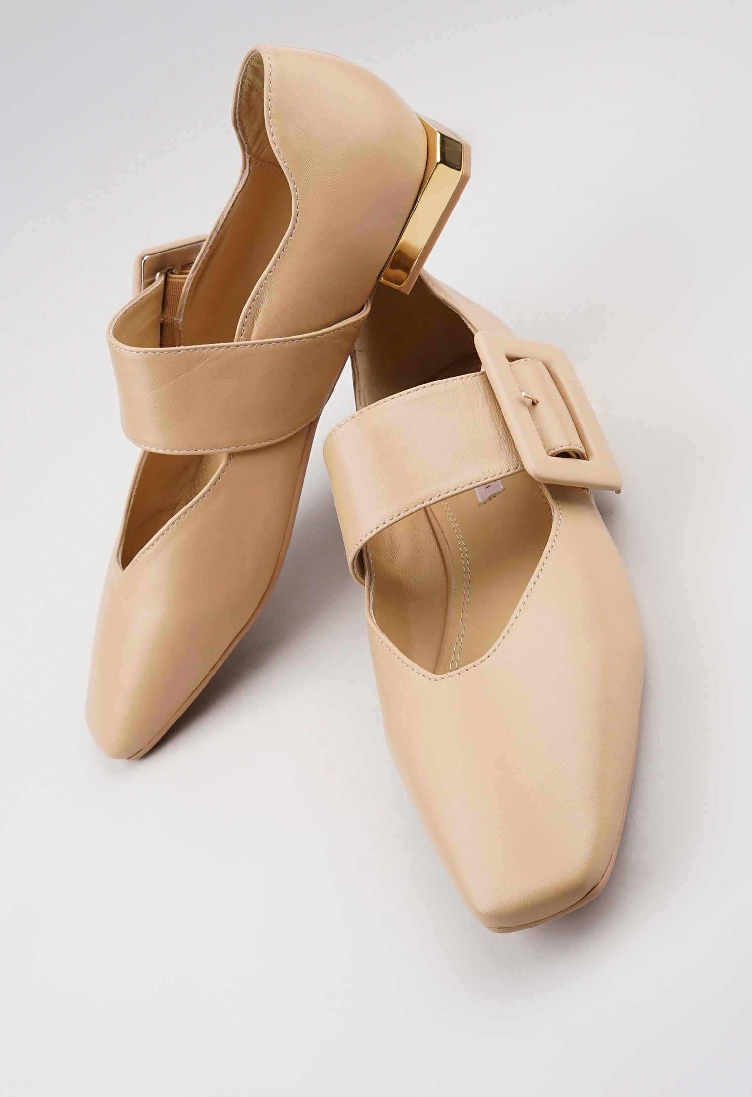 Туфли на низком каблуке Mario Berlucci Туфли на низком каблуке Mario Berlucci