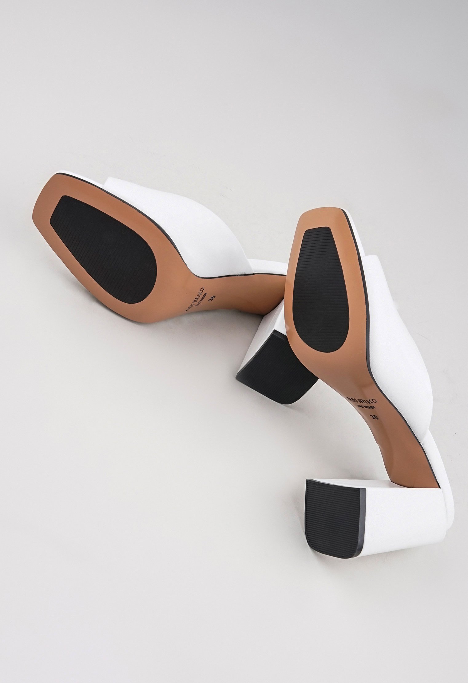 Босоножки на каблуке Mario Berlucci Босоножки на каблуке Mario Berlucci