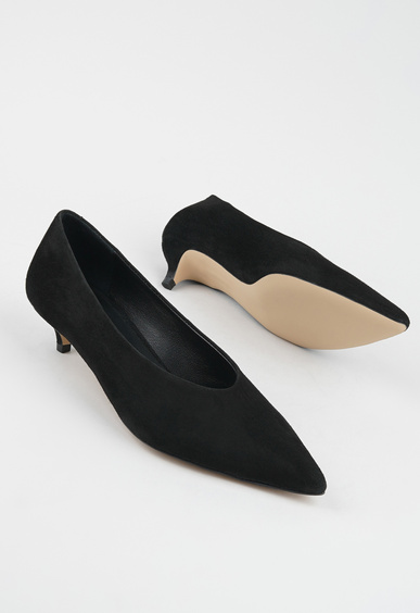 Туфли на низком каблуке Mario Berluchi Туфли на низком каблуке Mario Berluchi