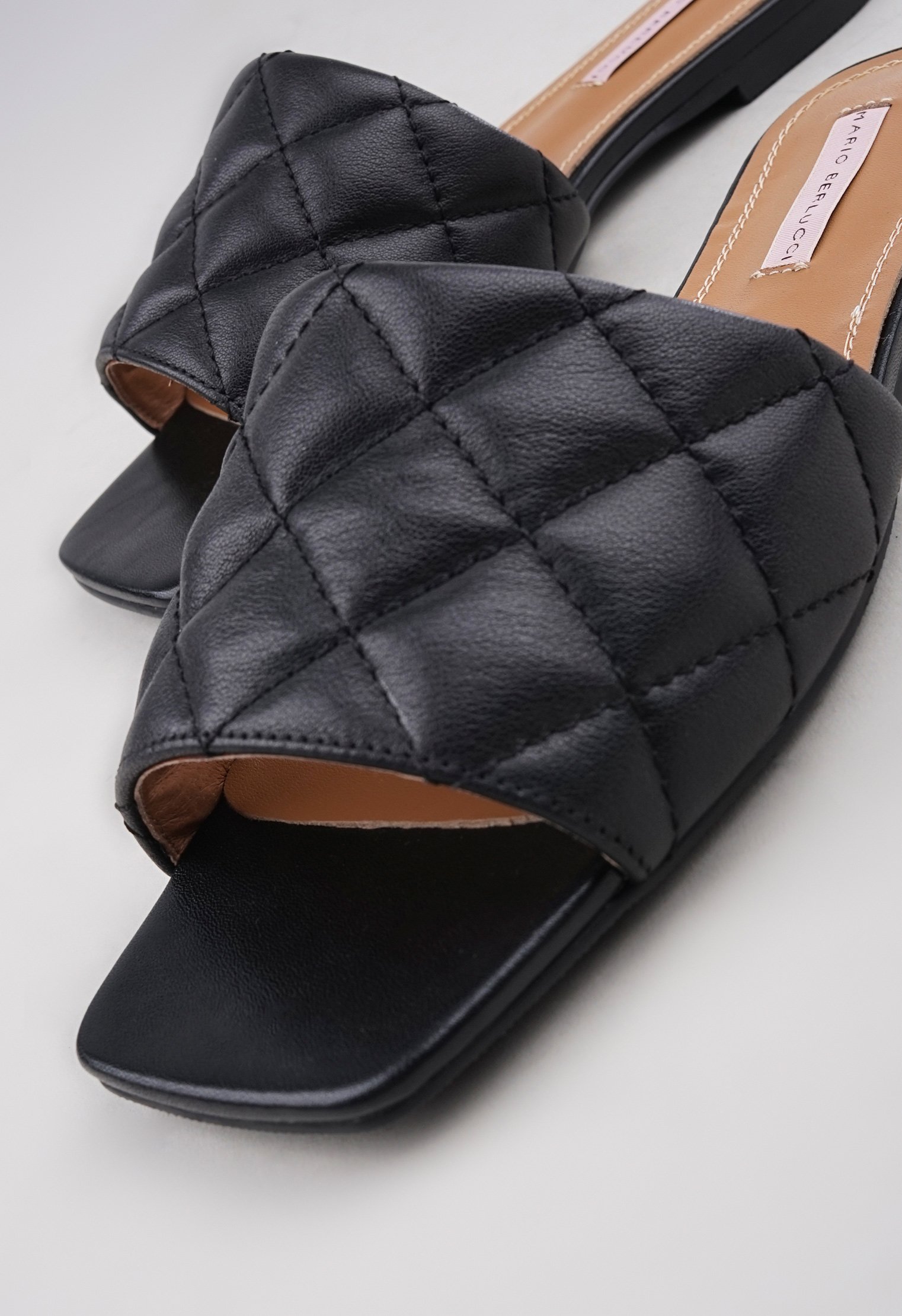 Пантолеты Mario Berlucci Пантолеты Mario Berlucci