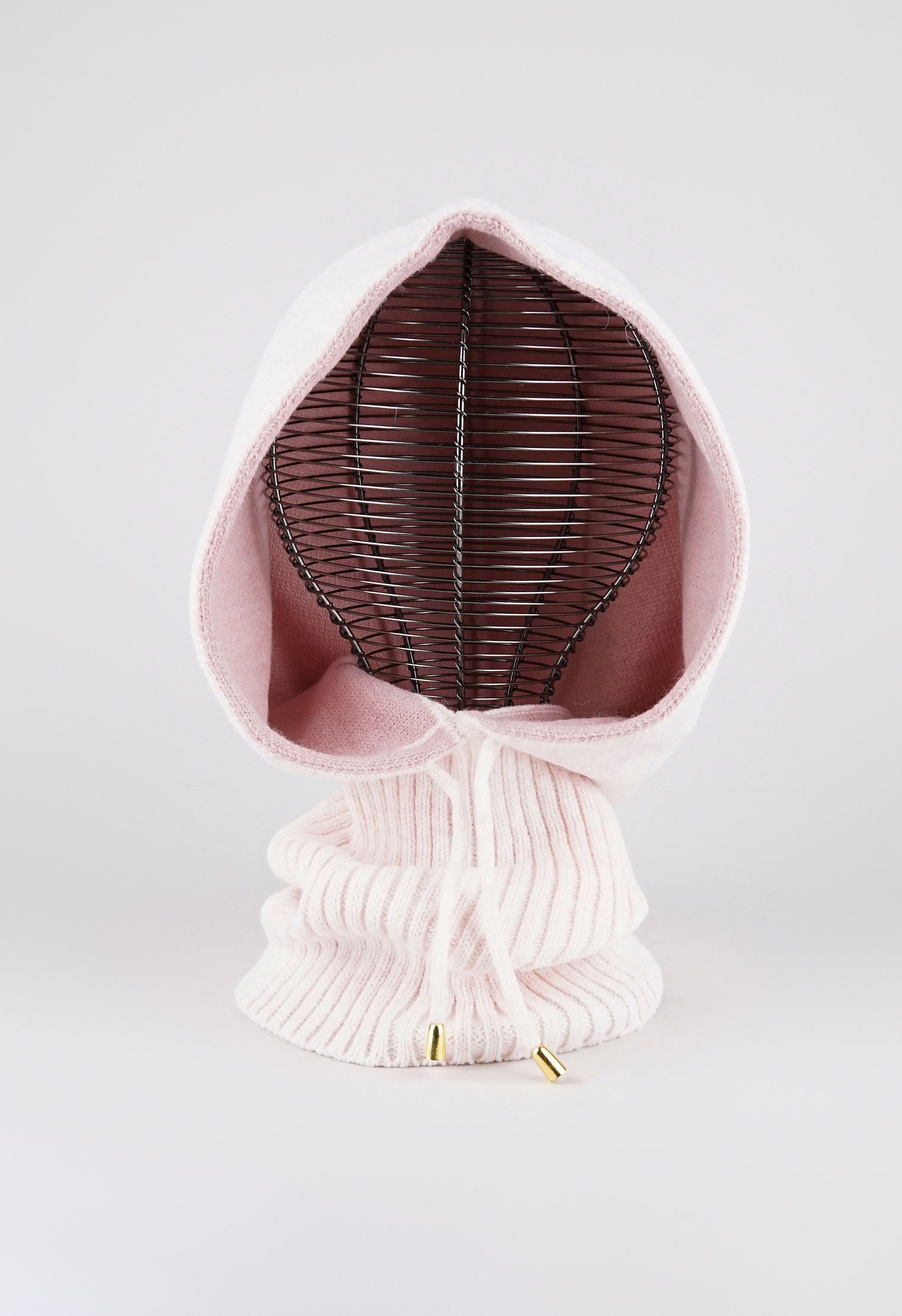 Головные уборы OZTA Головные уборы OZTA