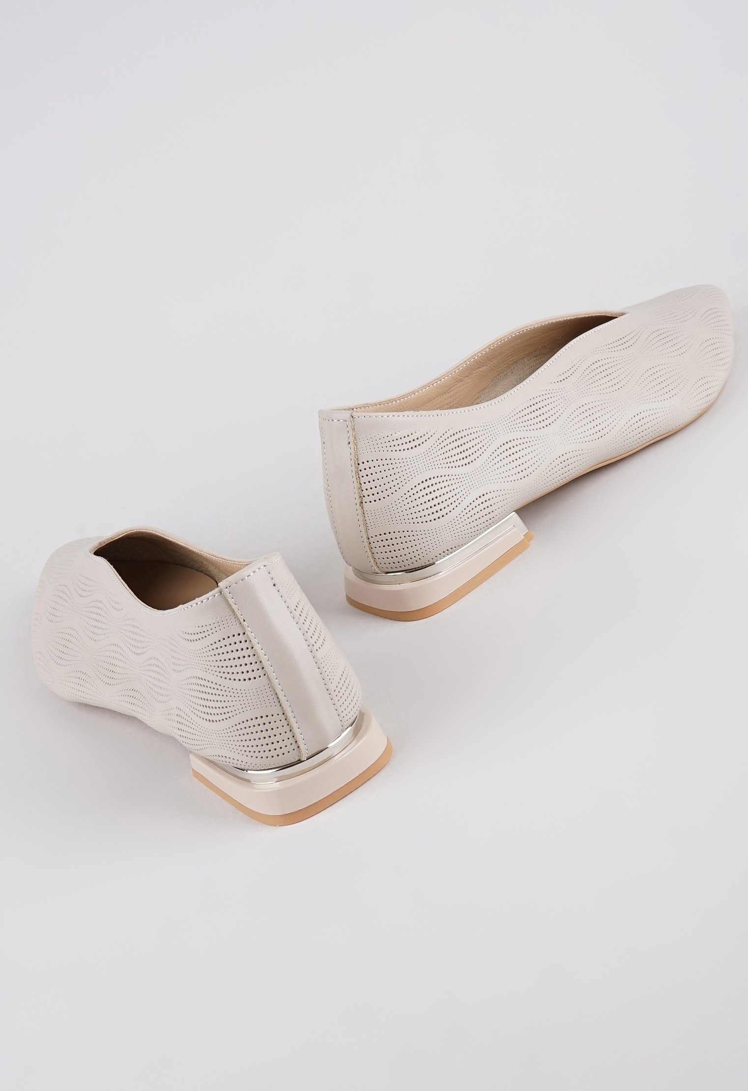 Туфли на низком каблуке Mario Berlucci Туфли на низком каблуке Mario Berlucci