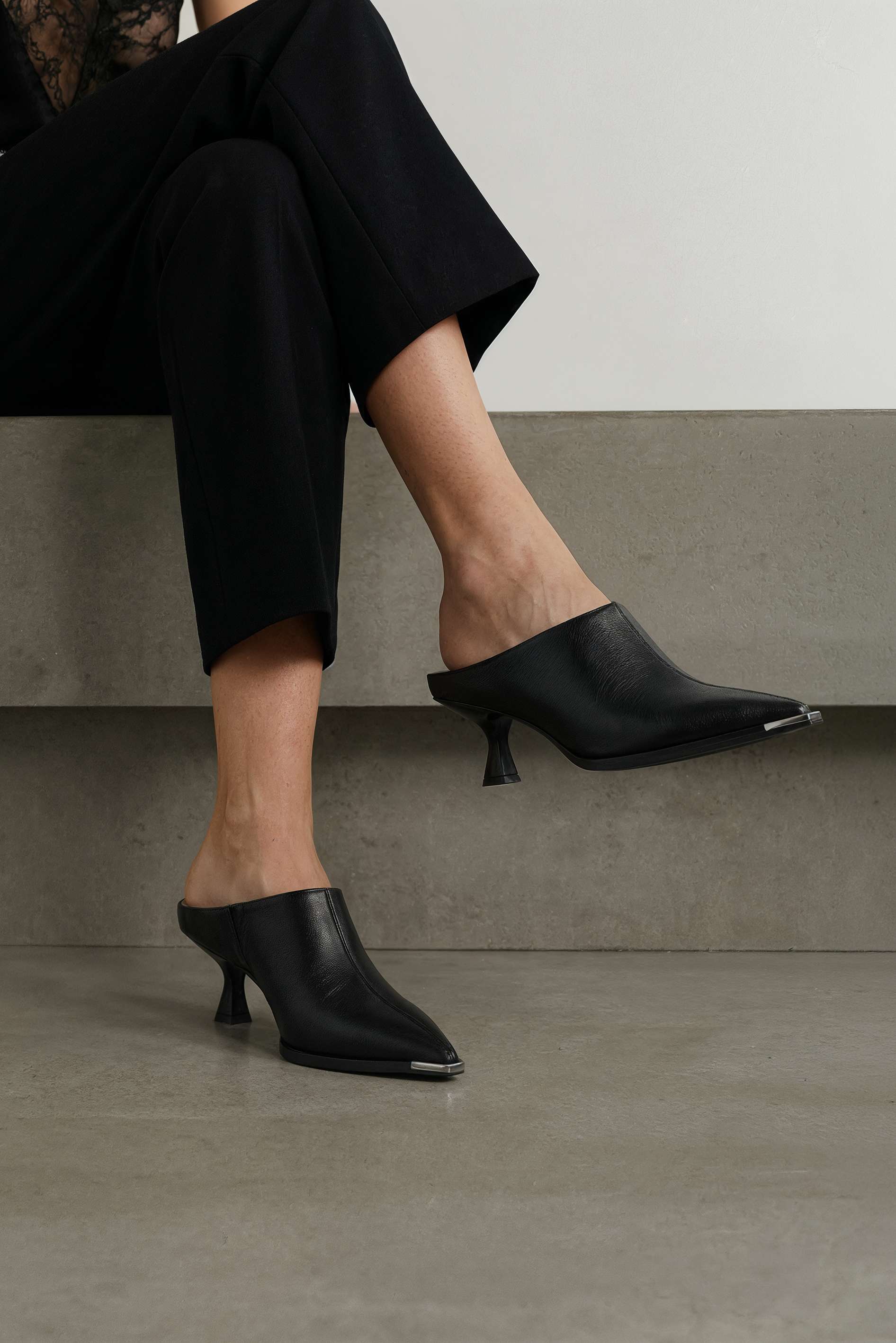 Mario Berlucci 1-J211