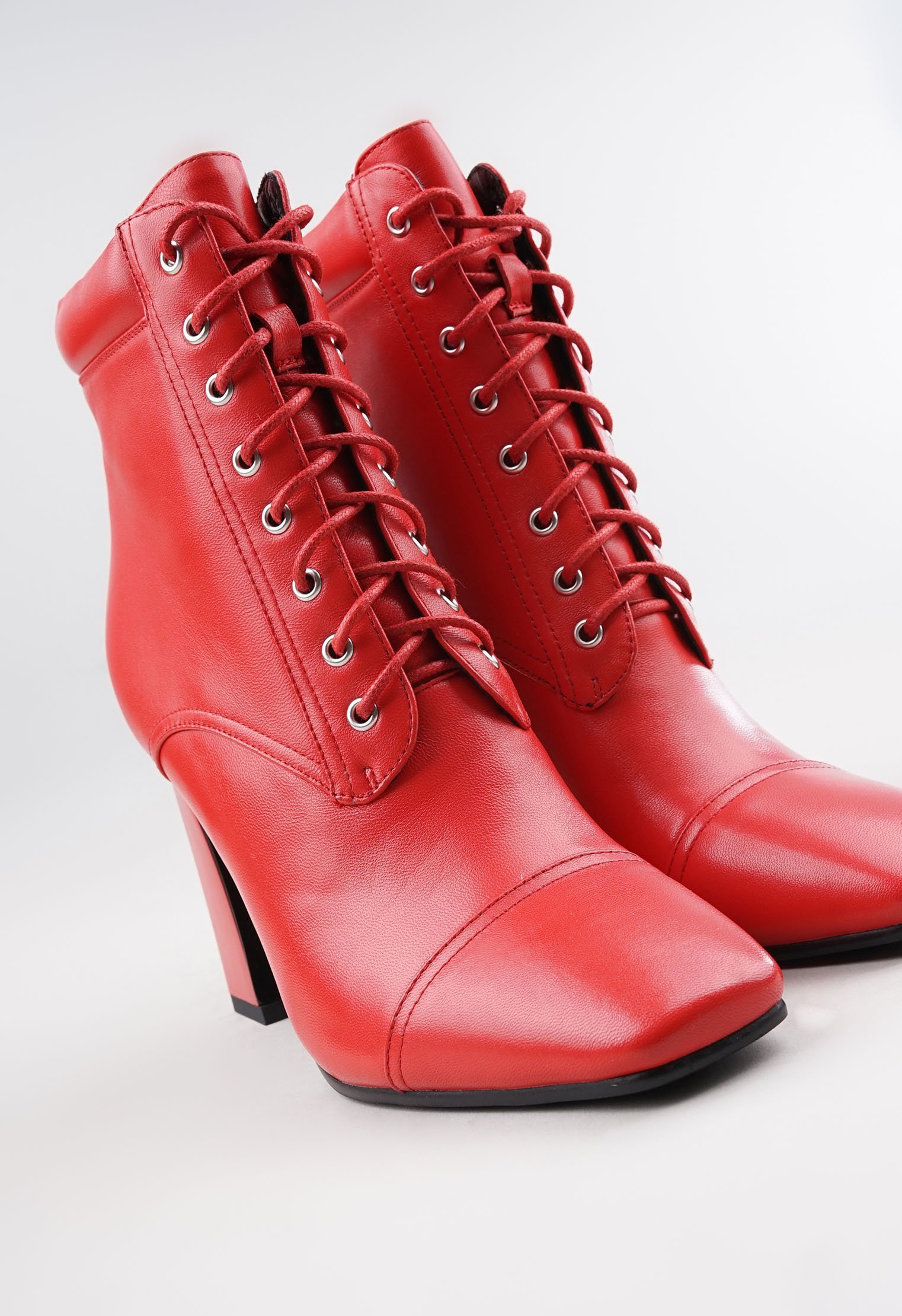 Ботильоны Mario Berlucci Ботильоны Mario Berlucci