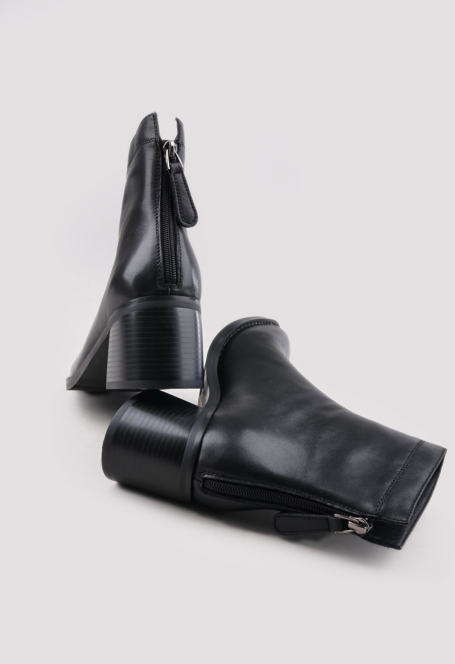 Ботильоны Mario Berlucci Ботильоны Mario Berlucci